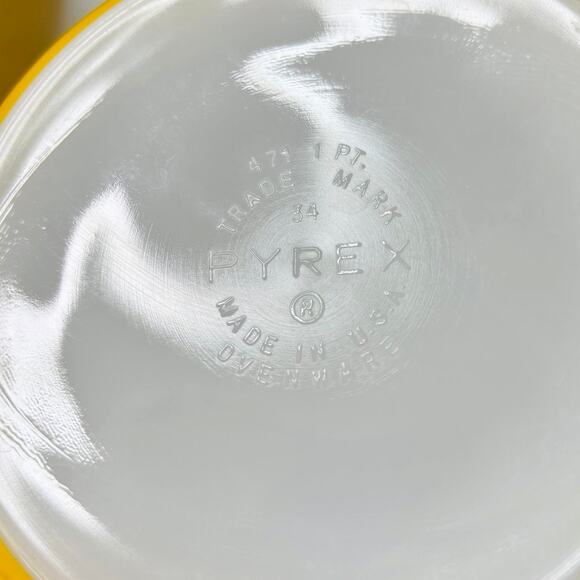 PYREX Butterfly Gold Casserole Dishes - Lot of Three - Picture 4 of 7